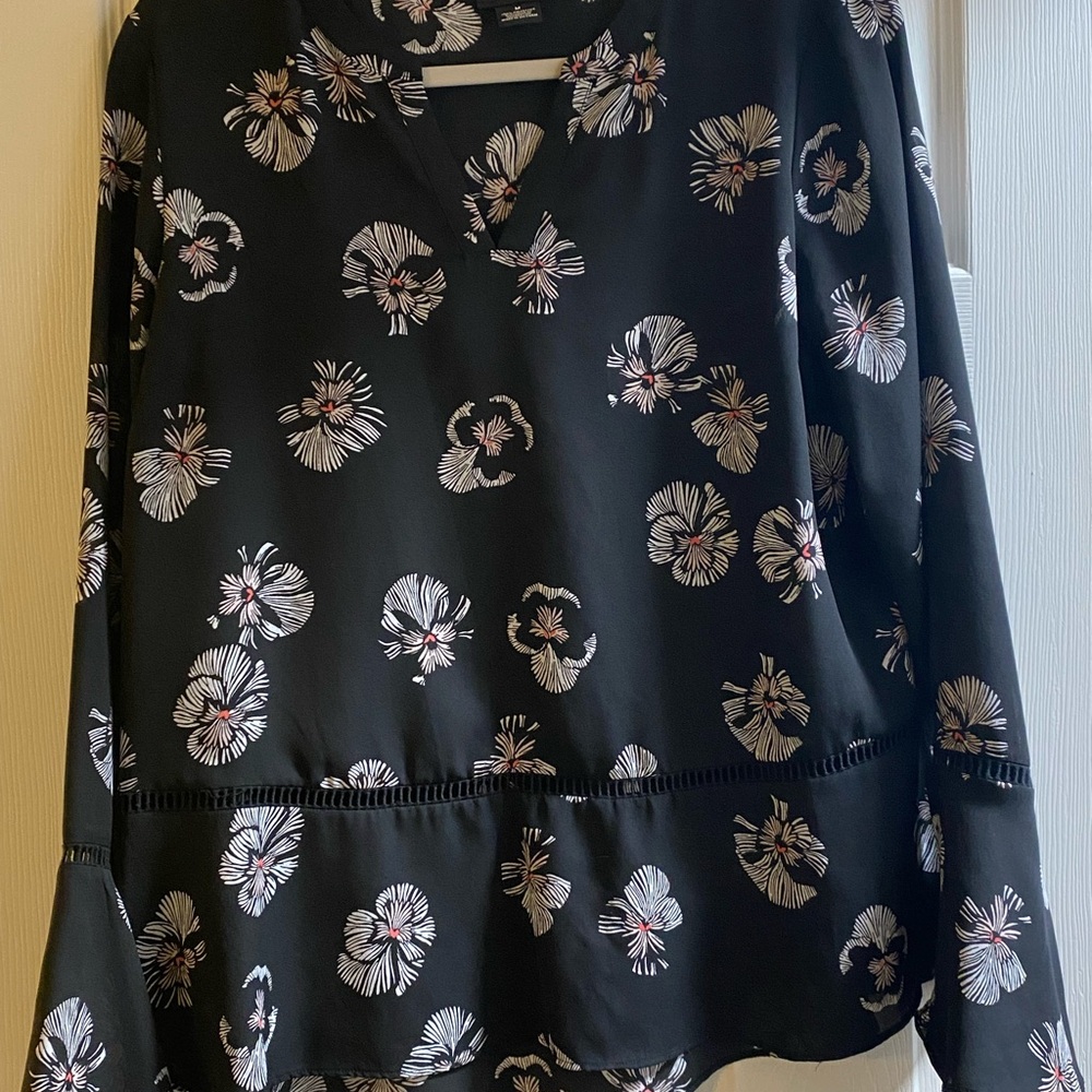 Liz Claiborne Black Floral Blouse